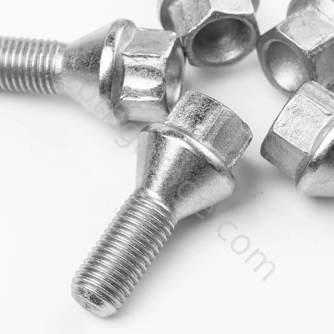 Kerékcsavar készlet E36 és E46 4x5+1 db ezüst